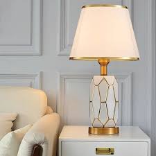 đèn ngủ ánh sáng dịu nhẹ